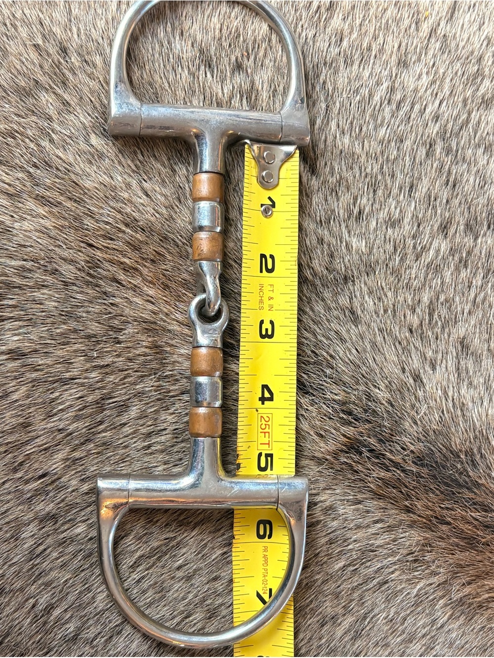 D-ring with copper rollers